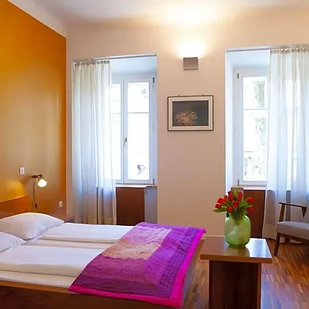 Hotell Macek