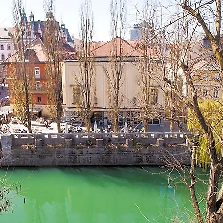 Macek Hotell 3*