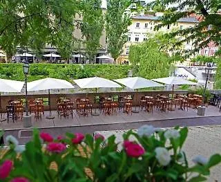 Macek Hotel Lublana